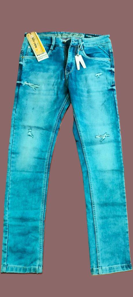 REBEL MEDIUM SCRATCH STRETCHABLE JEANS