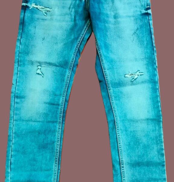 REBEL MEDIUM SCRATCH STRETCHABLE JEANS